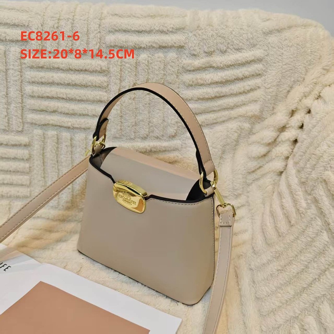 coach EC8261