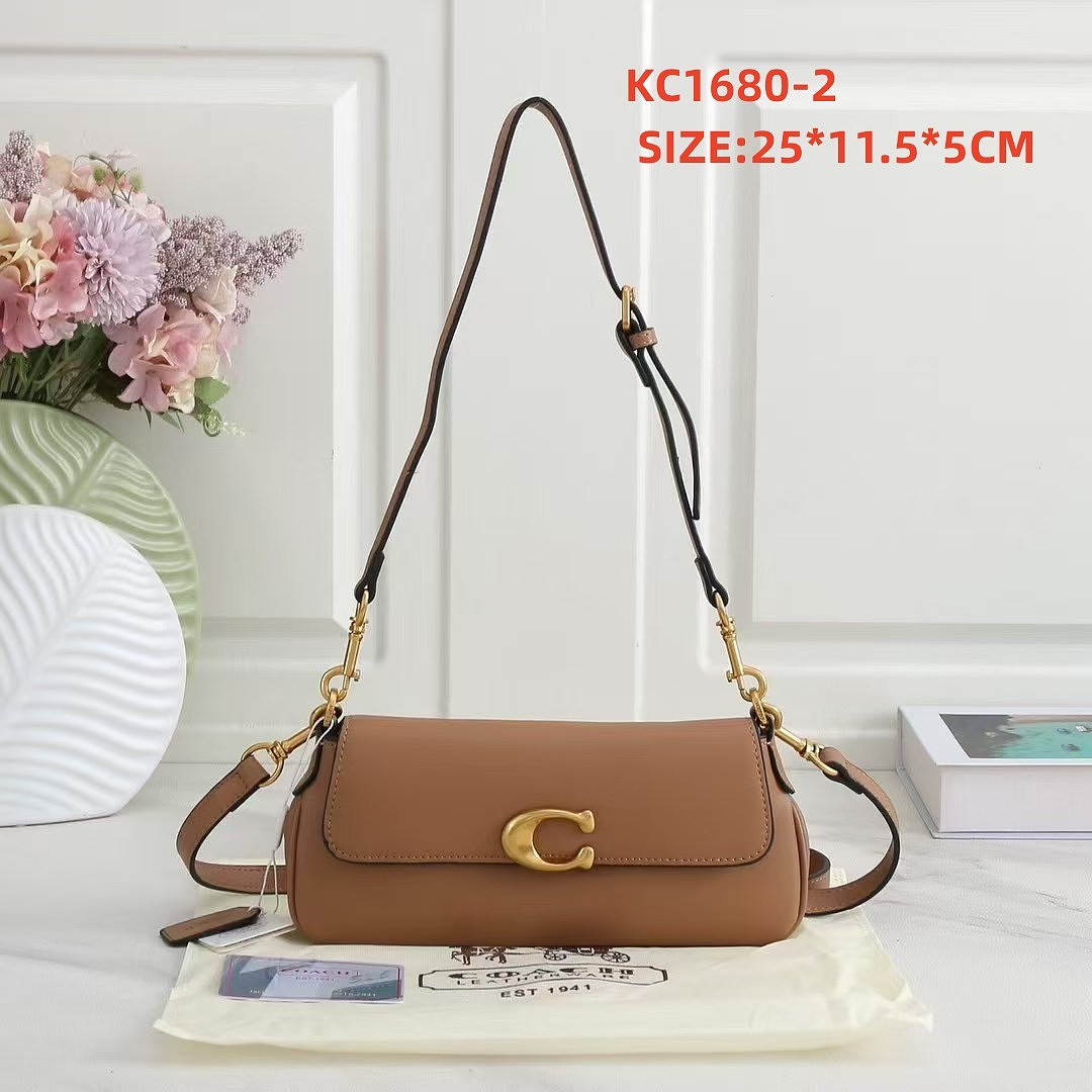 coach KC1680