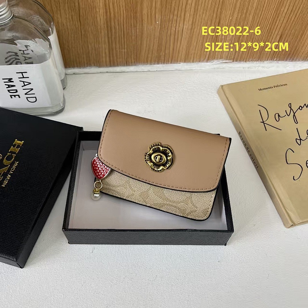 coach EC38022