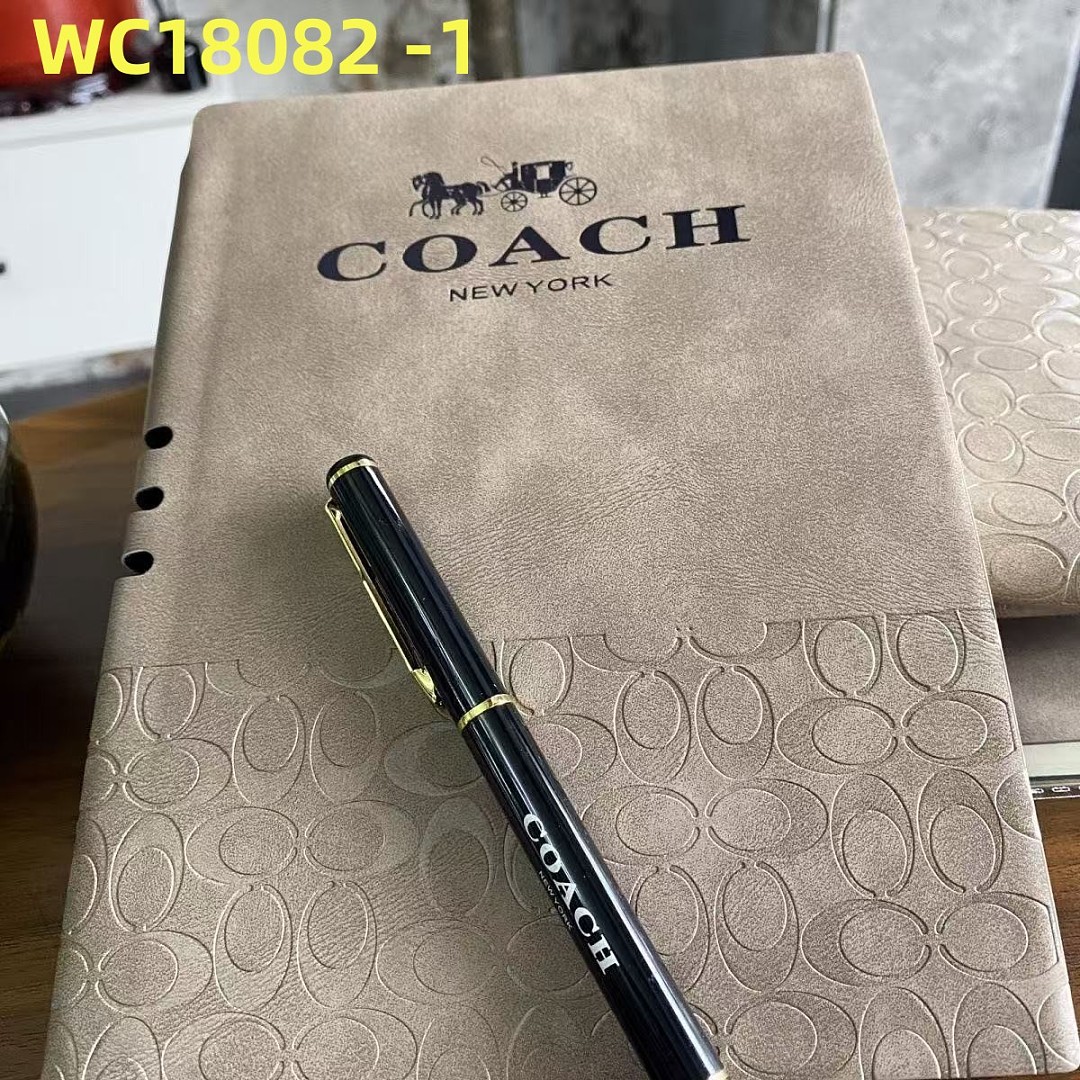 coach WC18082