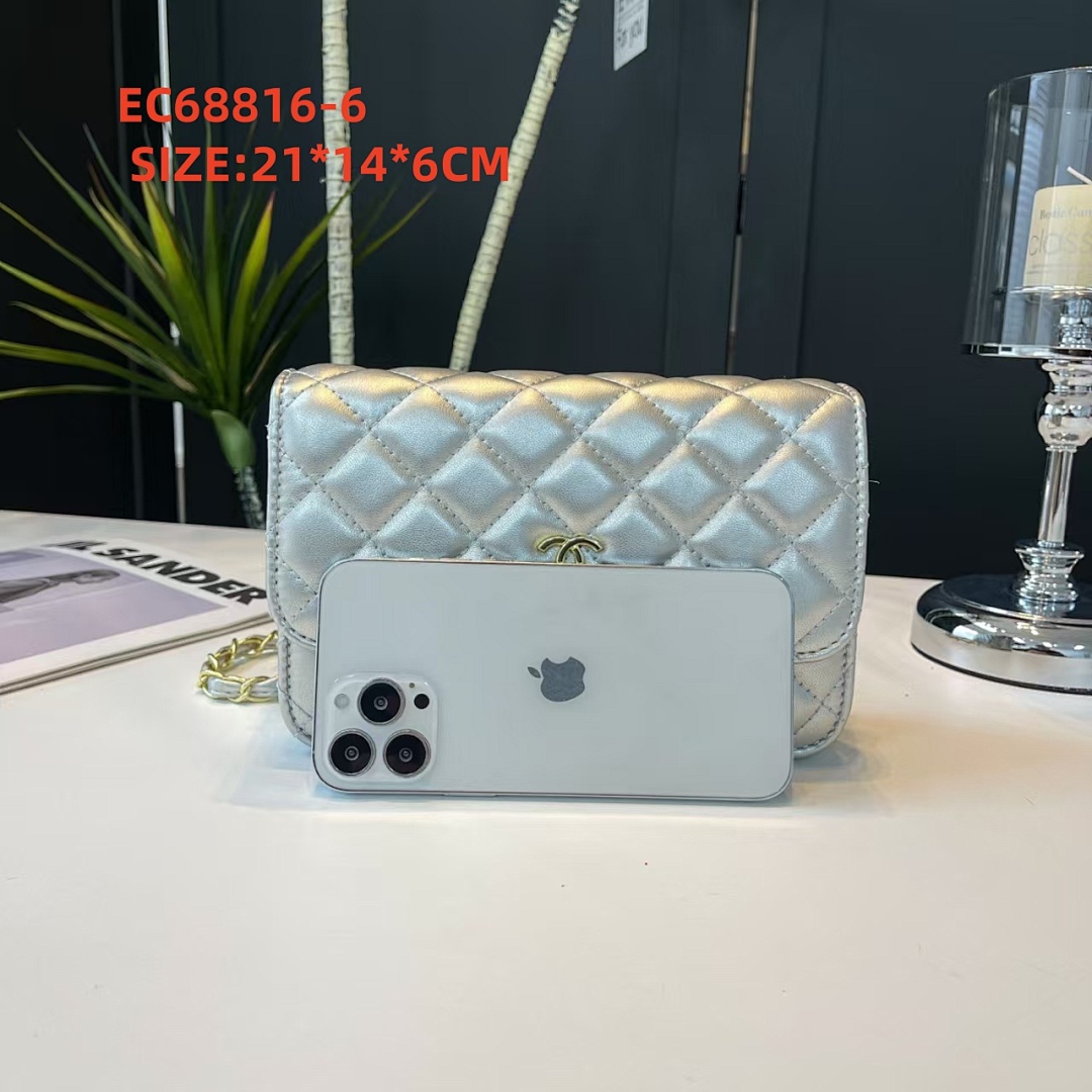 chanel EC68816