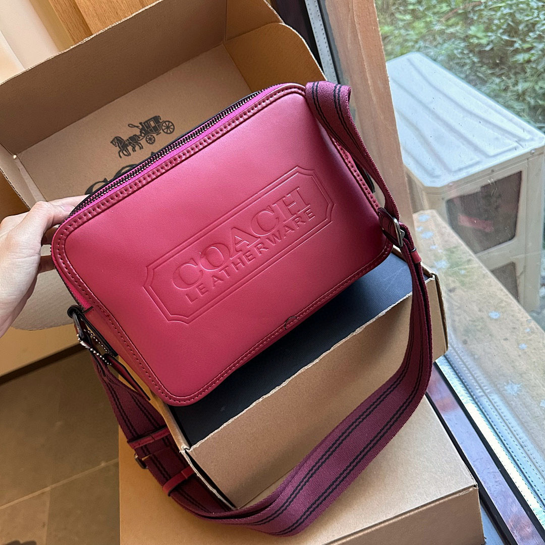 COACH HE7785