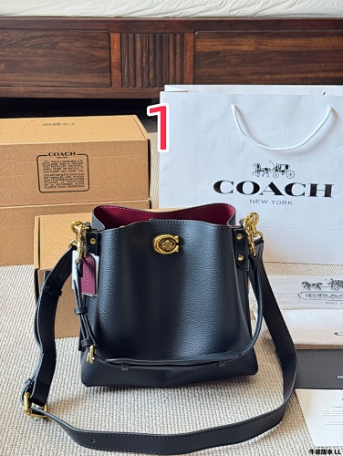 -COACH HE7799