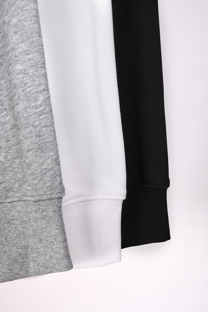 Calvin Klein Monologo Fleece Crewneck Sweatshirt · A3301 — תמונה 46
