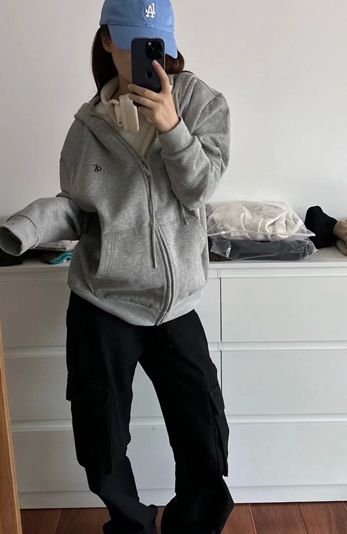 Calvin Klein Premium Terry Relaxed Zip Hoodie · A2783 — תמונה 21