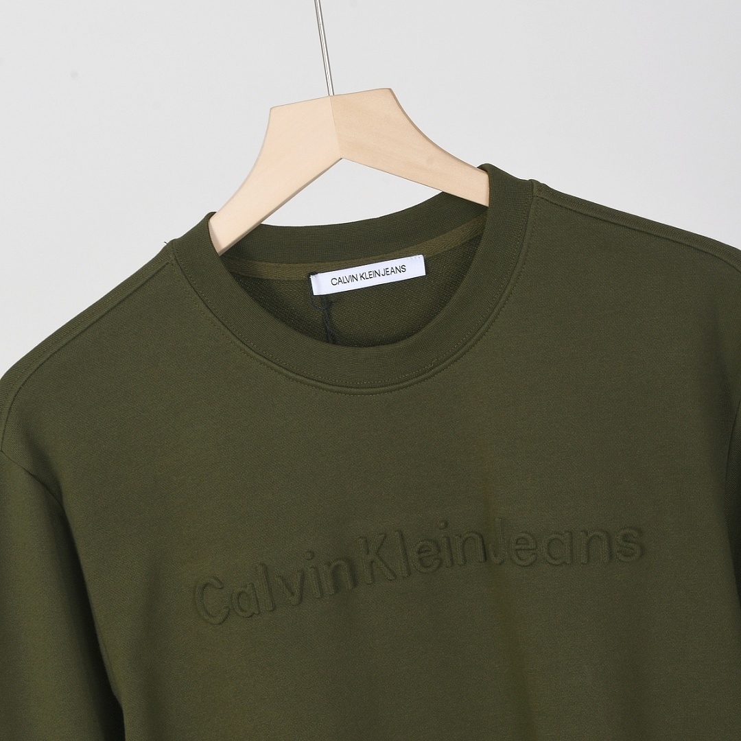Calvin Klein Monologo Fleece Crewneck Sweatshirt · A3301 — תמונה 12