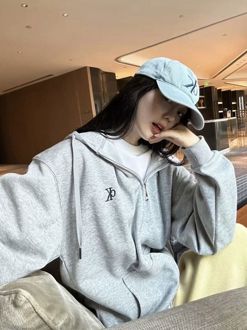 Calvin Klein Premium Terry Relaxed Zip Hoodie · A2783 — תמונה 7
