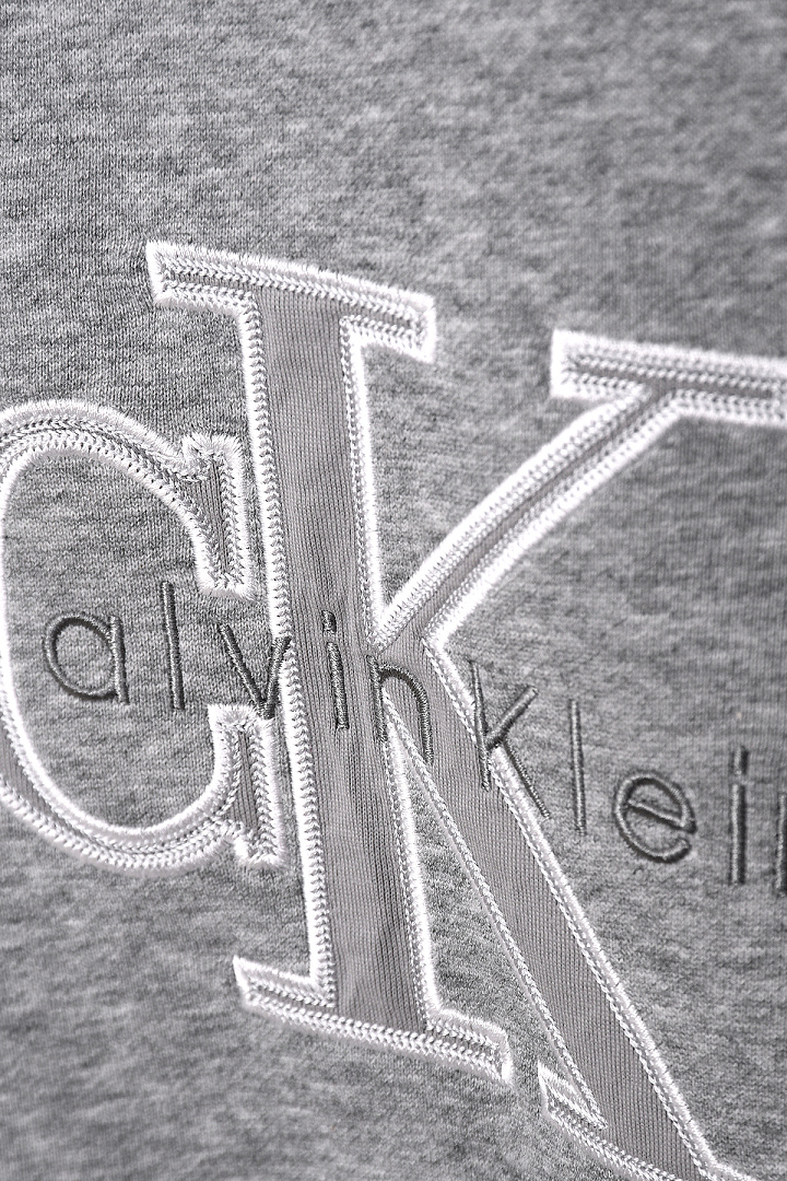 Calvin Klein Monologo Fleece Crewneck Sweatshirt · A3301 — תמונה 38