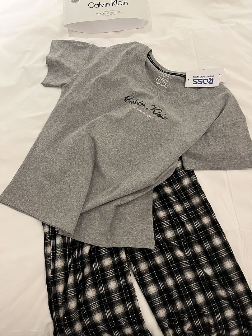 Calvin Klein — סט פיג'מה · A3062 — תמונה 31