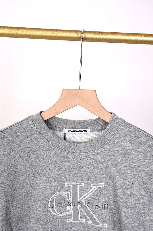 Calvin Klein Monologo Fleece Crewneck Sweatshirt · A3301 — תמונה 43
