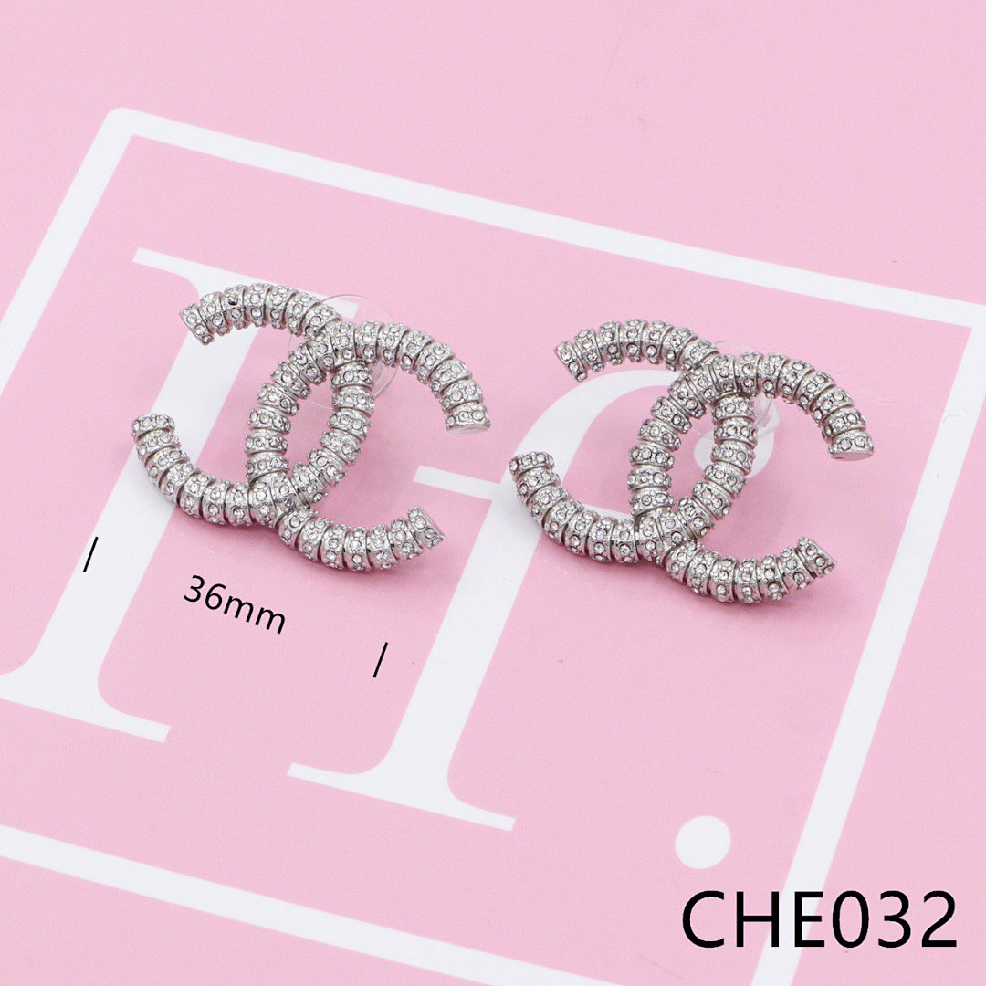 CHE3 Chanel