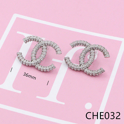 CHE3 Chanel