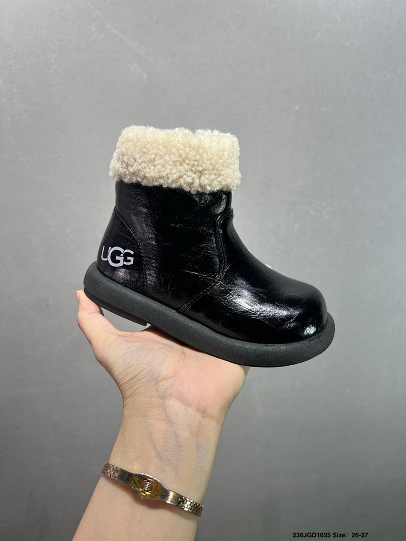 UGG ZT8906