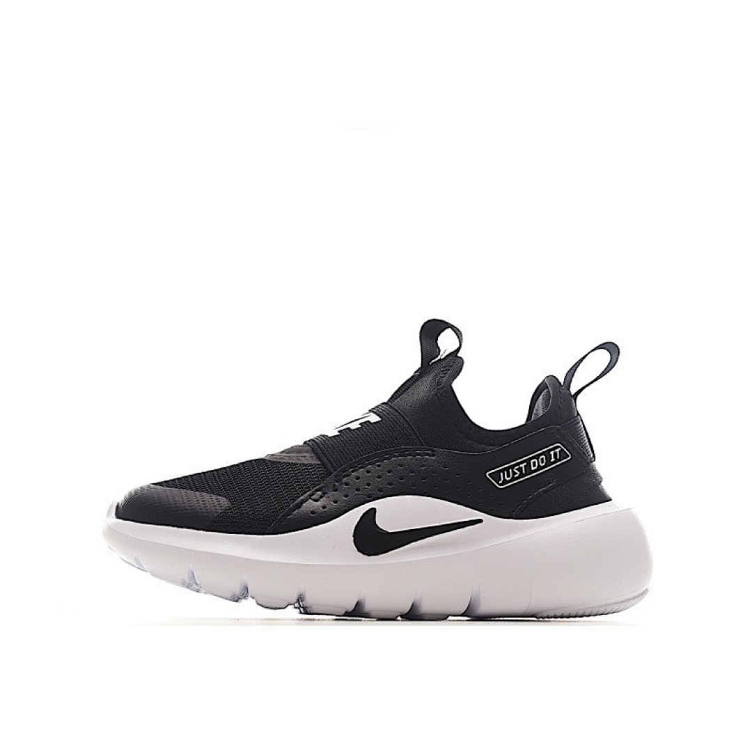 NIKE ZT8911