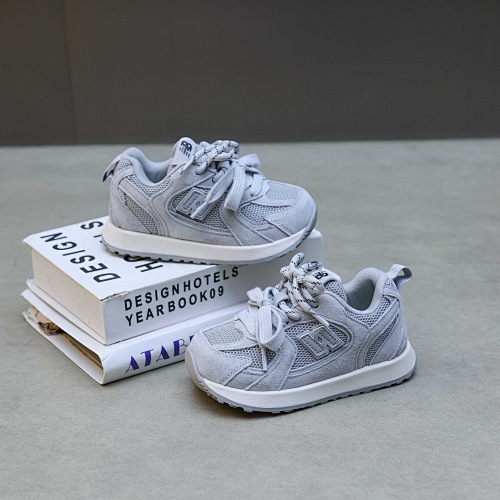 NEW BALANCE ZT8931