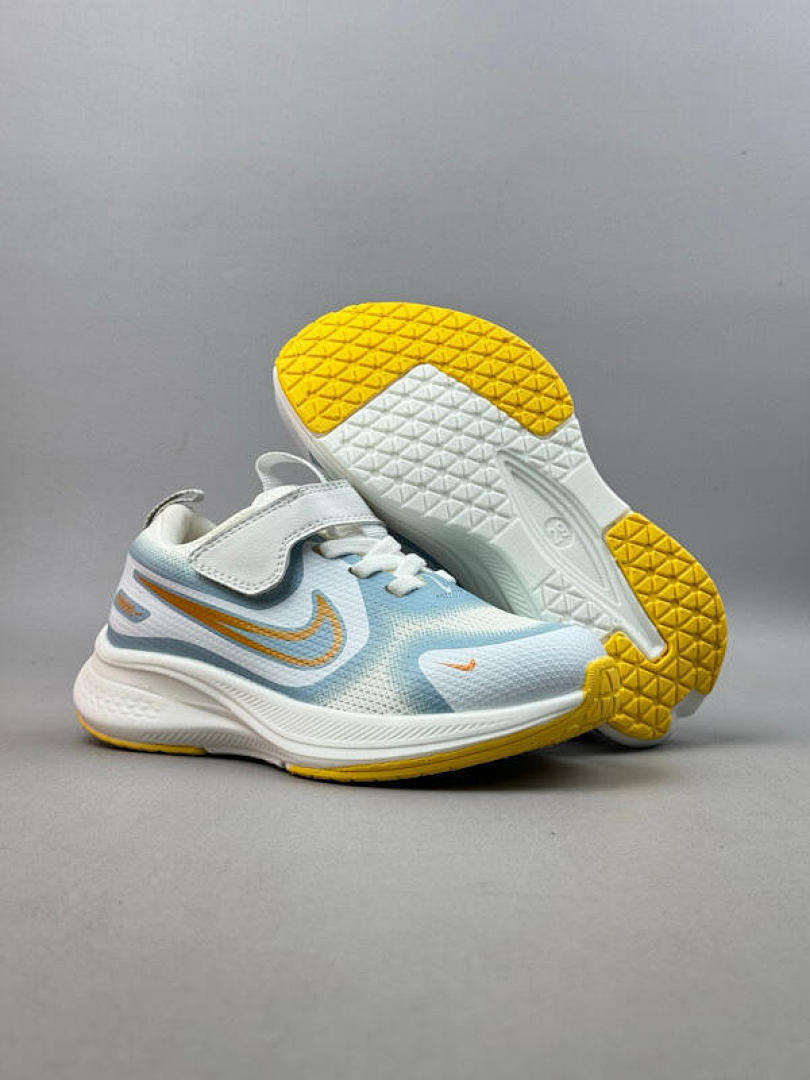 Nike Cosmic Runner · ZT8990 — תמונה 33