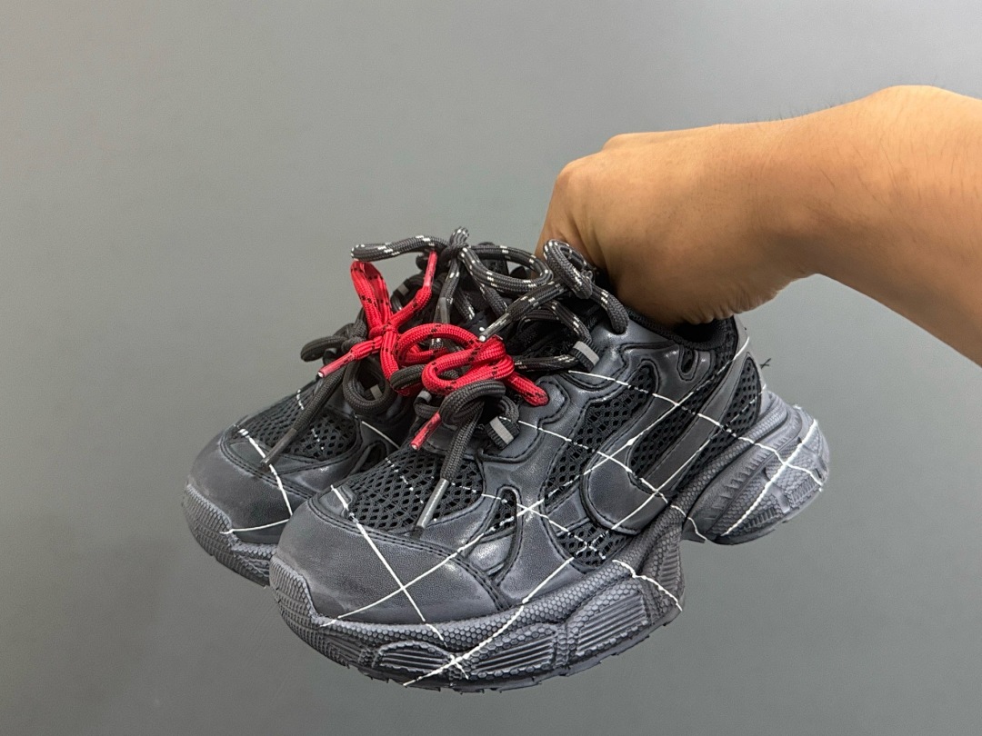 BALENCIAGA ZT8913