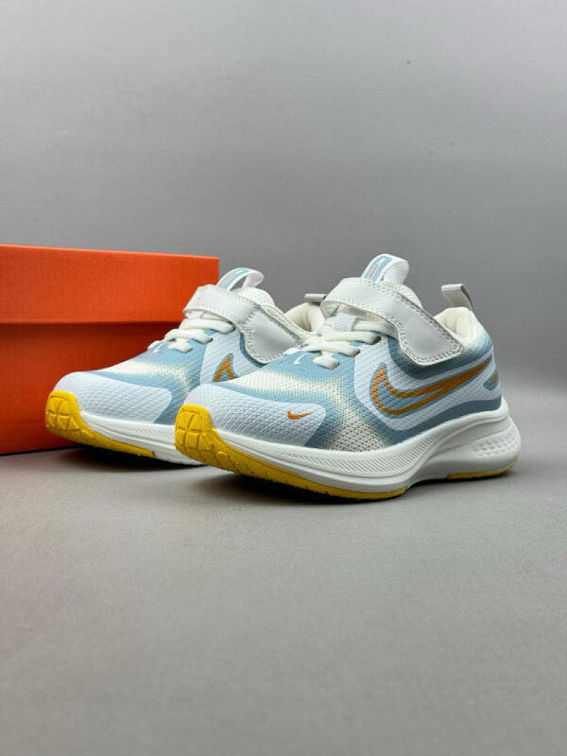 Nike Cosmic Runner · ZT8990 — תמונה 30