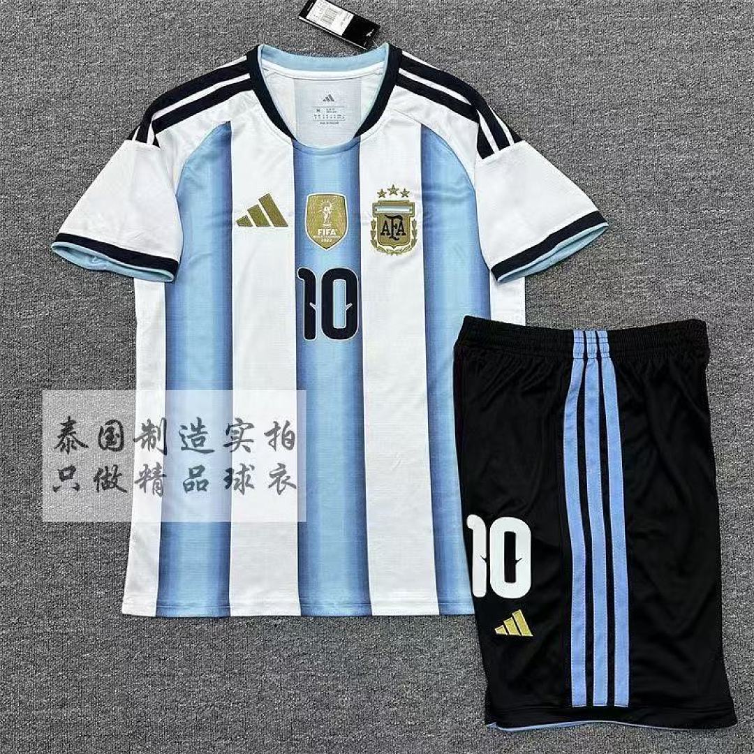 Adidas ZT13089