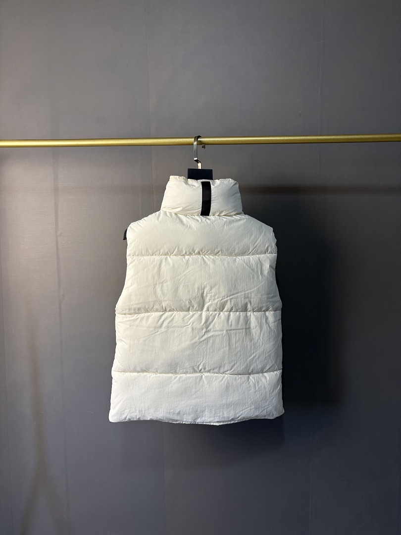 Canada Goose Grandview Cropped Vest · ZT14032 — תמונה 17