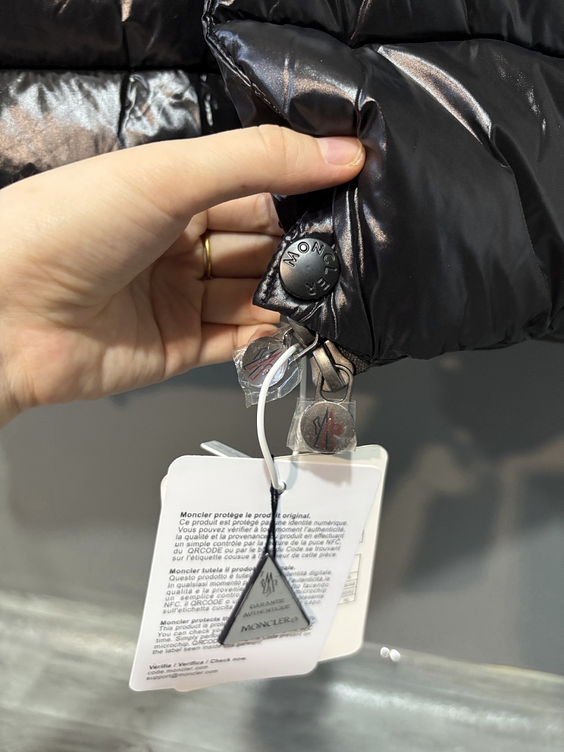 Moncler Tibb · ZT14005 — תמונה 9