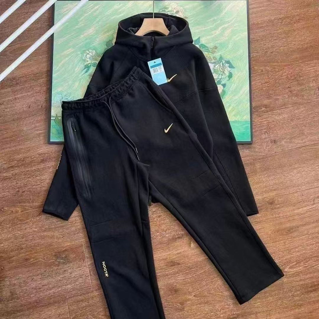 Nike NOCTA Tech Fleece · ZT13760