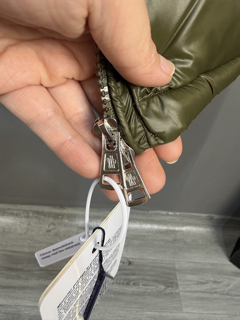 Moncler Montbeliard · ZT14036 — תמונה 47