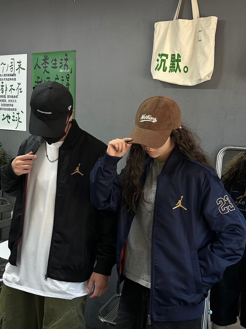 Jordan Essentials Renegade Bomber Jacket · ZT13800 — תמונה 8