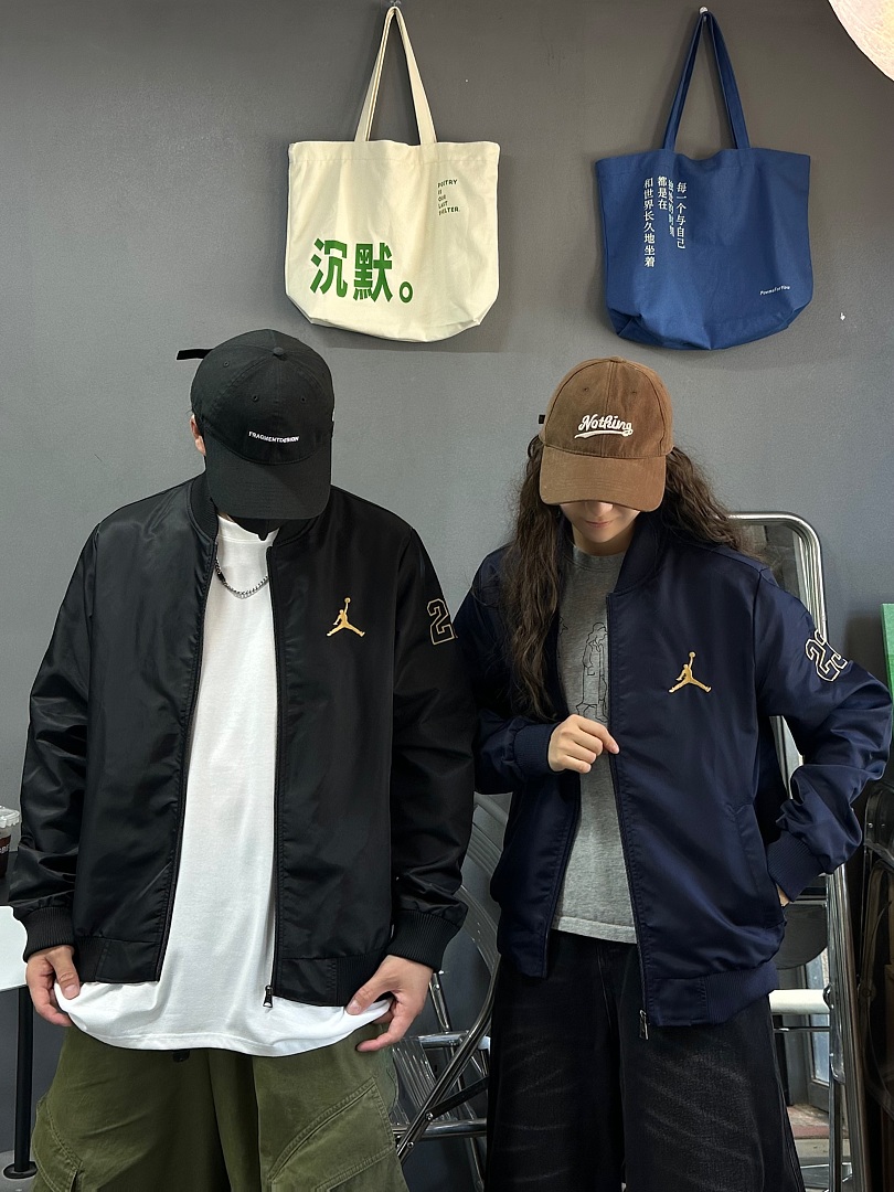 Jordan Essentials Renegade Bomber Jacket · ZT13800 — תמונה 7