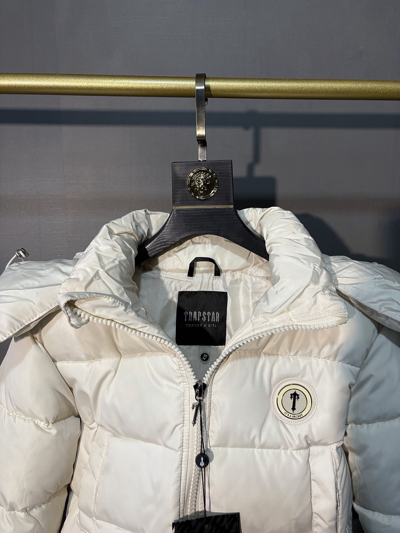 Trapstar Irongate Detachable Hooded Puffer Jacket · ZT14011 — תמונה 9
