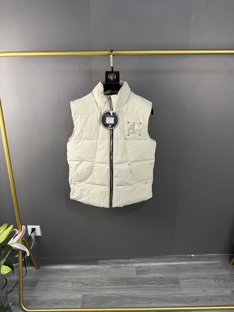 Moose Knuckles Montreal Vest · ZT14033