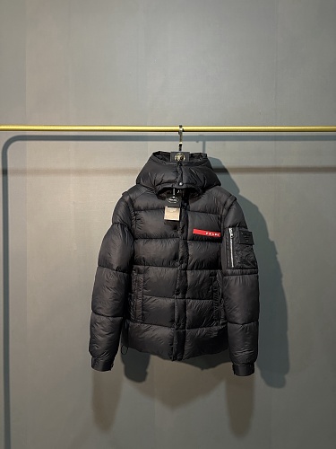 Prada Re-Nylon Down Coat · ZT14025