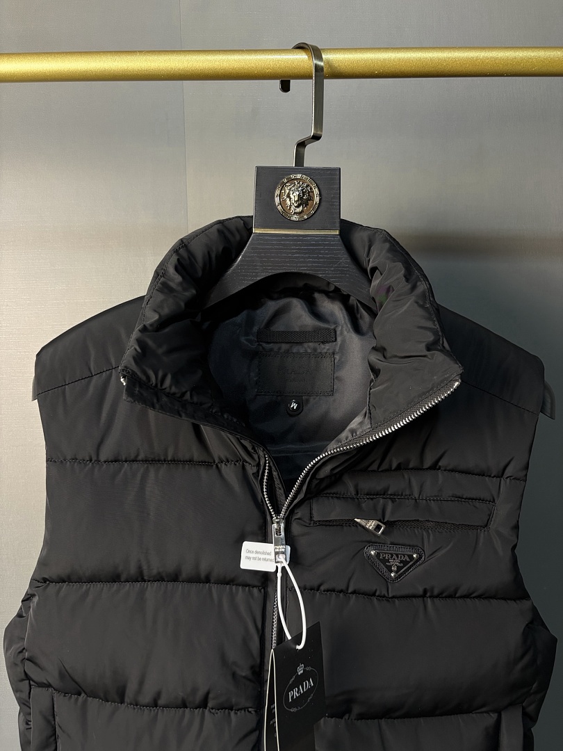 Prada Re-Nylon Down Vest · ZT14017 — תמונה 7