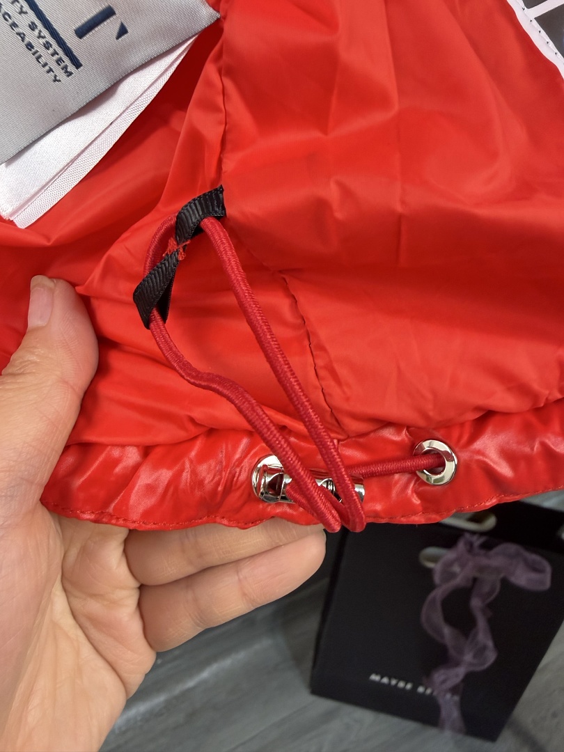 Moncler Montbeliard · ZT14036 — תמונה 58