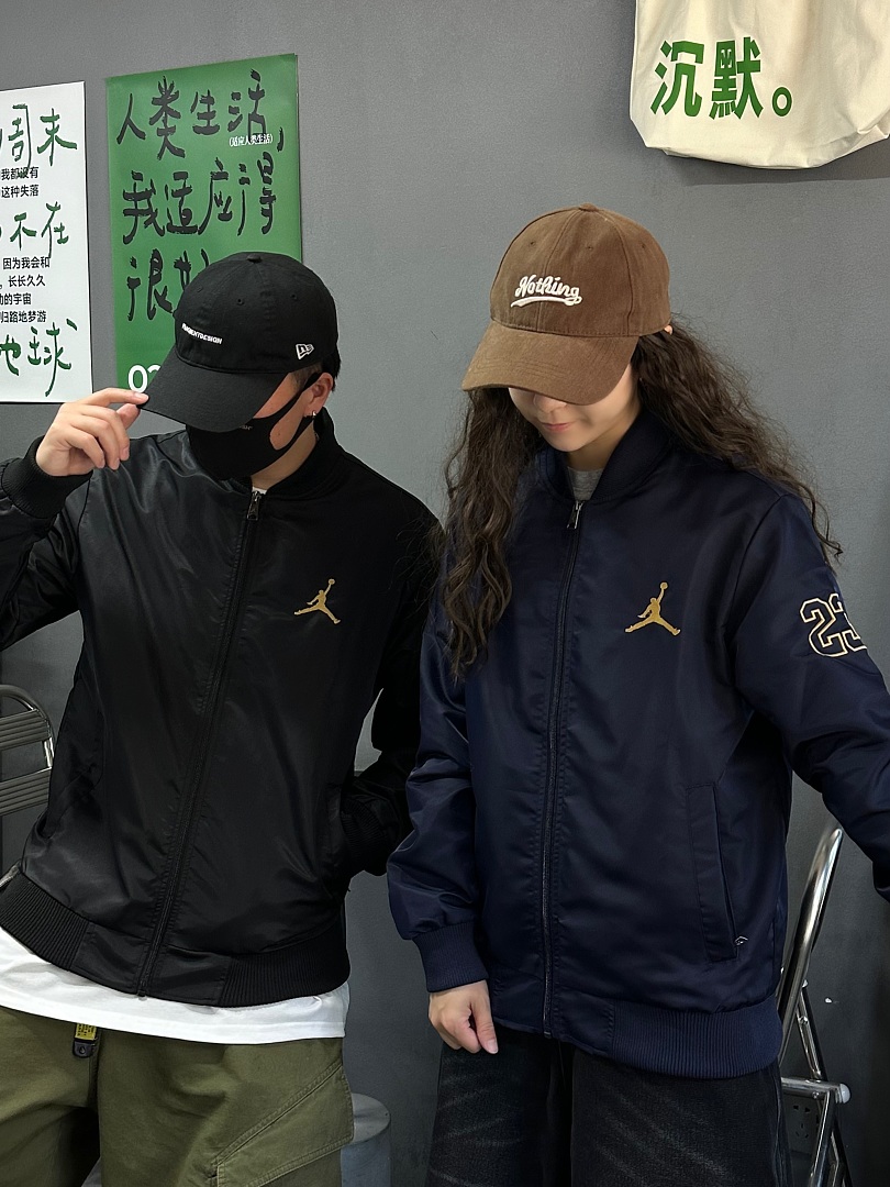 Jordan Essentials Renegade Bomber Jacket · ZT13800 — תמונה 10