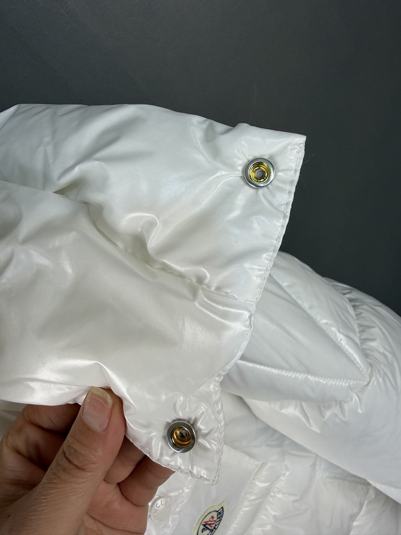 Moncler Montbeliard · ZT14036 — תמונה 69