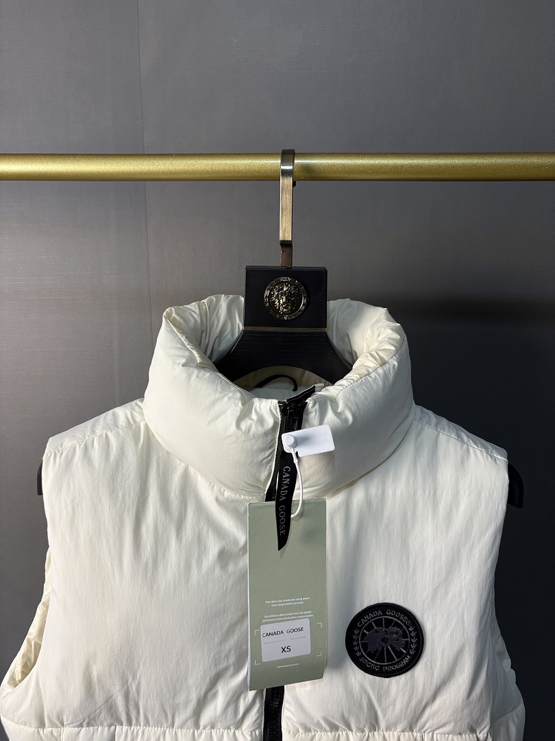 Canada Goose Grandview Cropped Vest · ZT14032 — תמונה 14