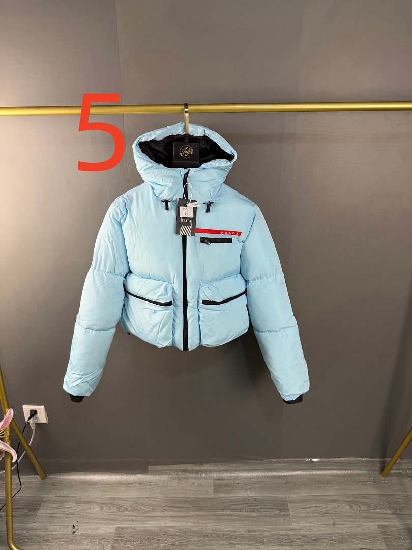 Prada Cropped Technical Re-Nylon Down Jacket · ZT14014 — תמונה 10