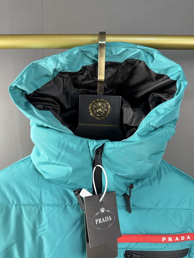 Prada Cropped Technical Re-Nylon Down Jacket · ZT14014 — תמונה 28