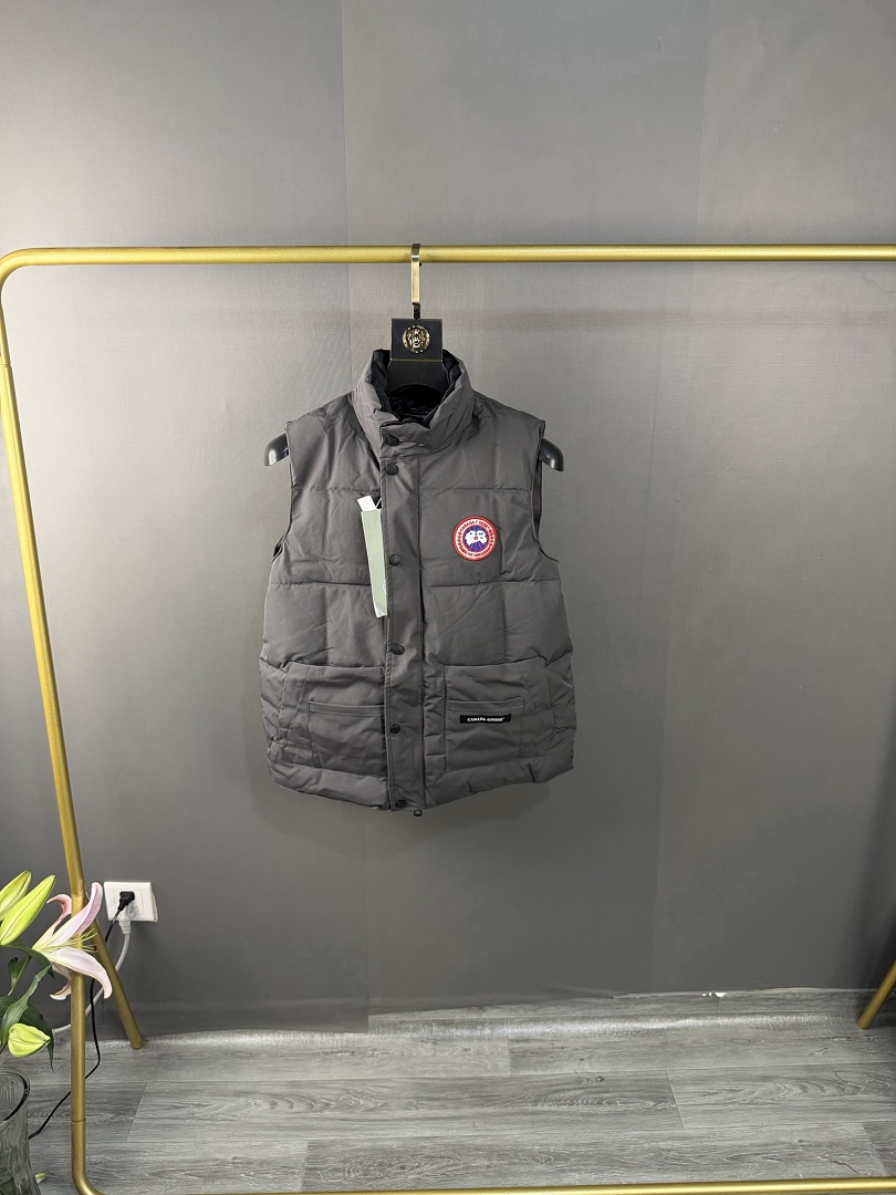 Canada Goose Freestyle Crew Vest · ZT14028