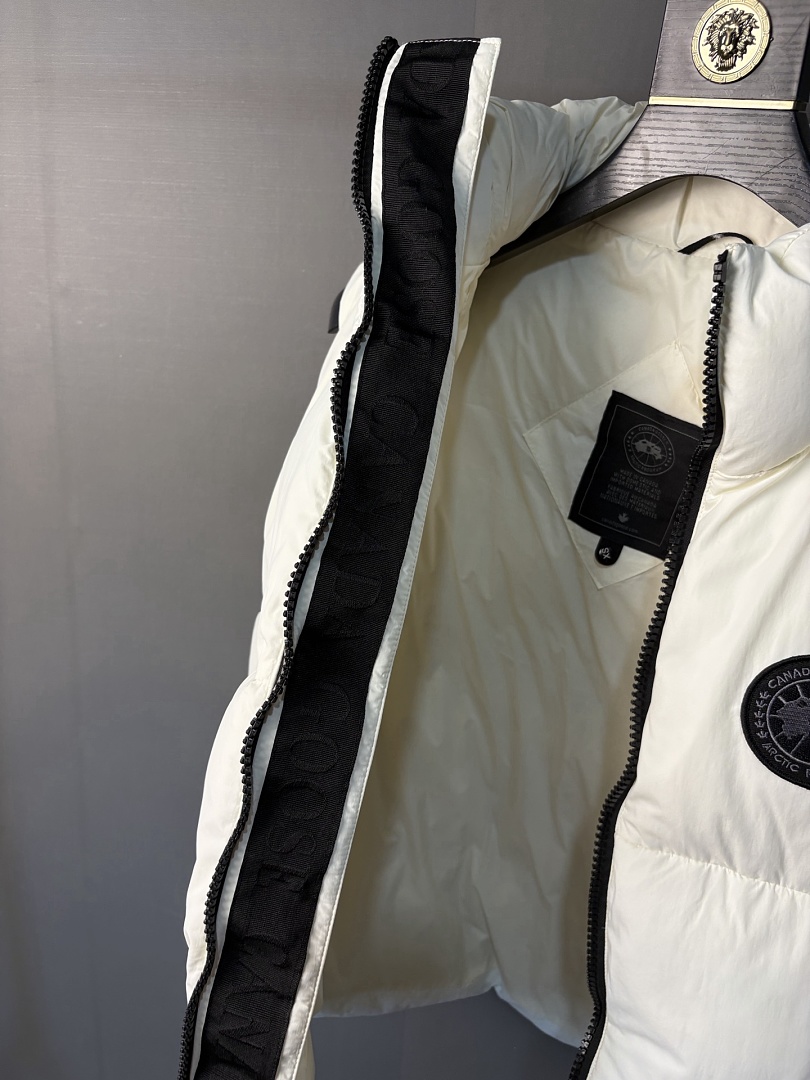 Canada Goose Grandview Cropped Vest · ZT14032 — תמונה 20