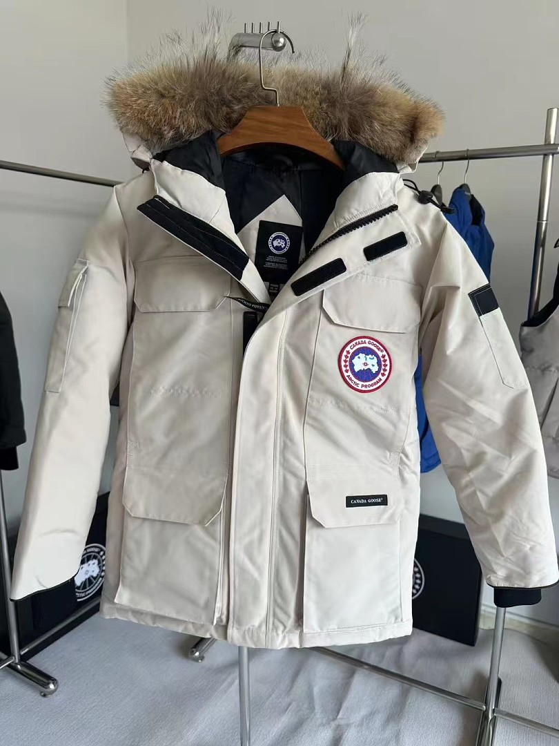Canada Goose Expedition Parka · ZT13897 — תמונה 8