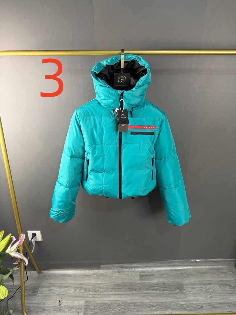 Prada Cropped Technical Re-Nylon Down Jacket · ZT14014 — תמונה 8