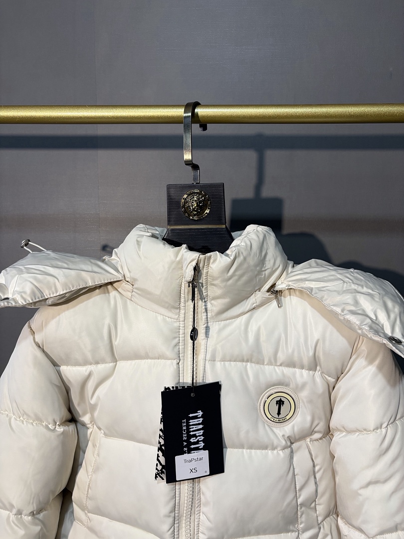 Trapstar Irongate Detachable Hooded Puffer Jacket · ZT14011 — תמונה 5