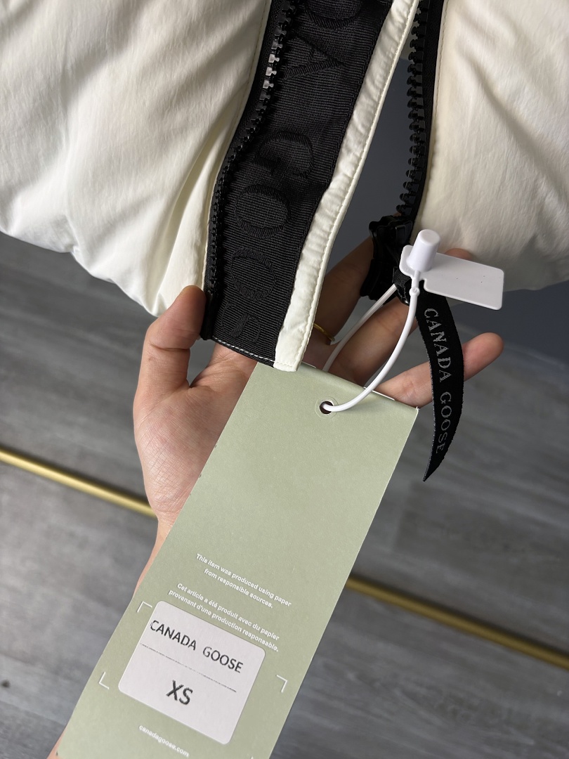 Canada Goose Grandview Cropped Vest · ZT14032 — תמונה 21