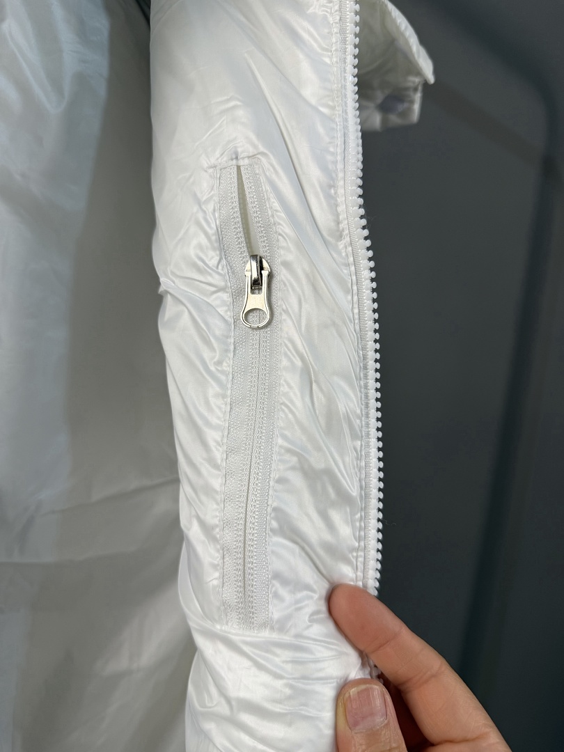 Moncler Tibb · ZT14029 — תמונה 11