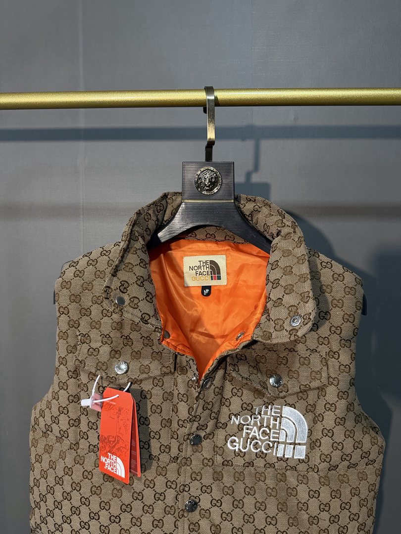 Gucci x The North Face Down Vest · ZT14004 — תמונה 7