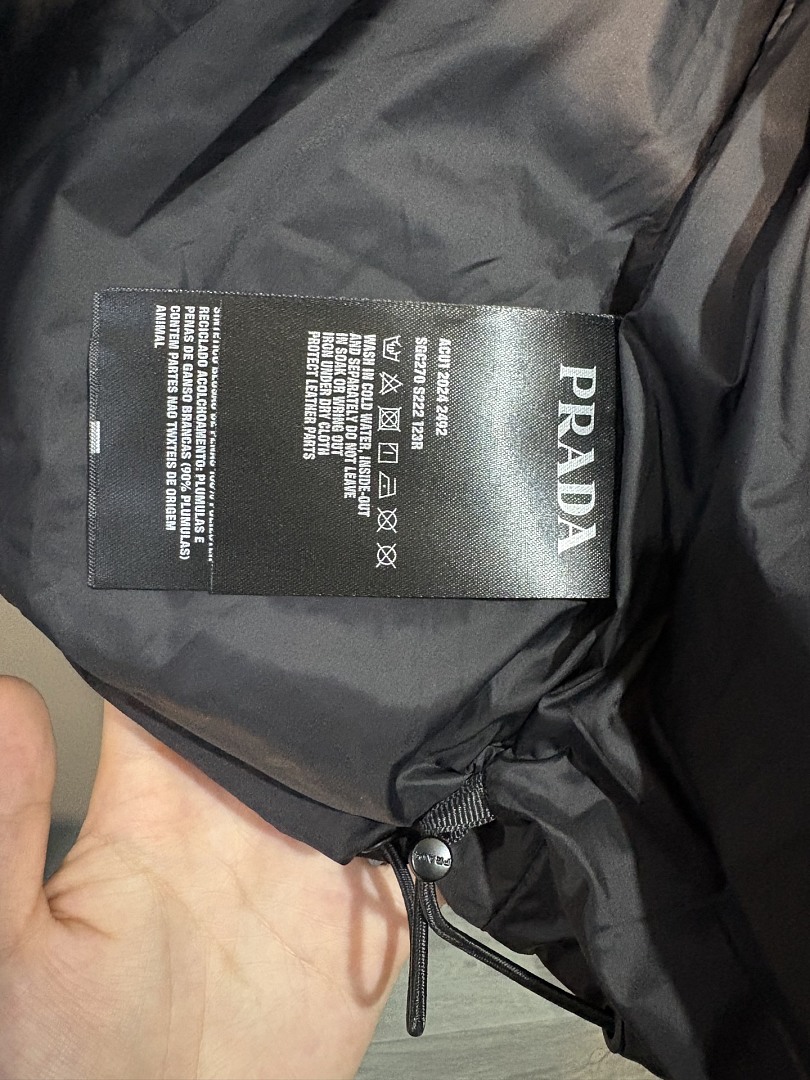 Prada Re-Nylon Down Coat · ZT14025 — תמונה 10
