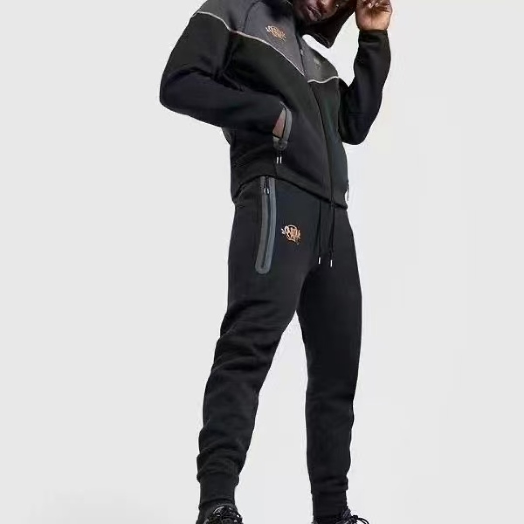 Nike Tech Fleece x Central Cee · ZT14107 — תמונה 8