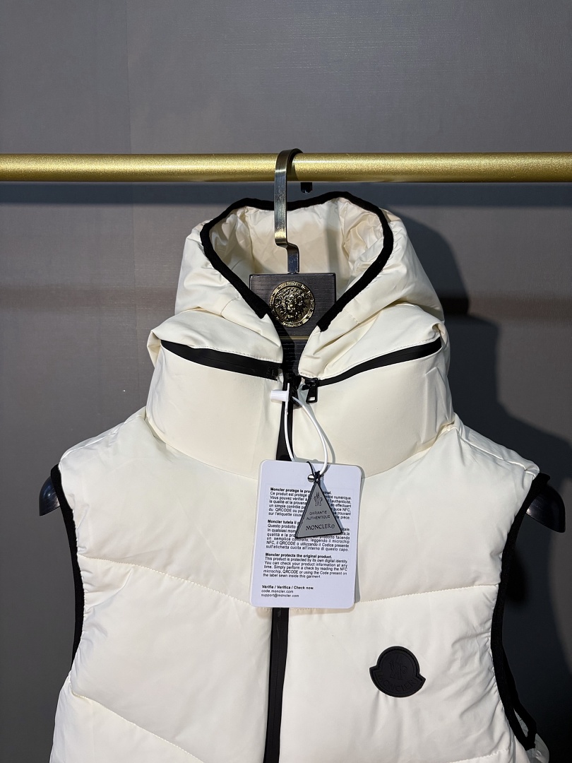 Moncler — וסט פוך · ZT14007 — תמונה 2